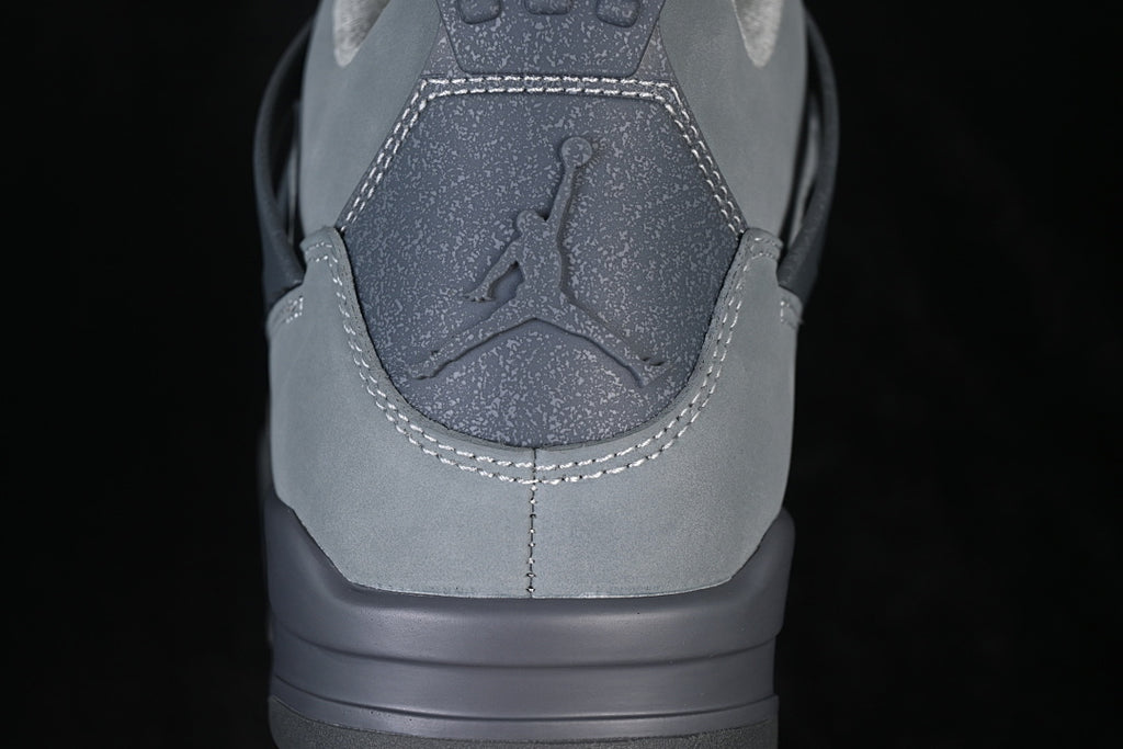 AJ4