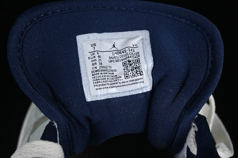 AJ1 Low