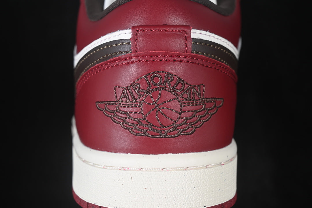 AJ1 Low