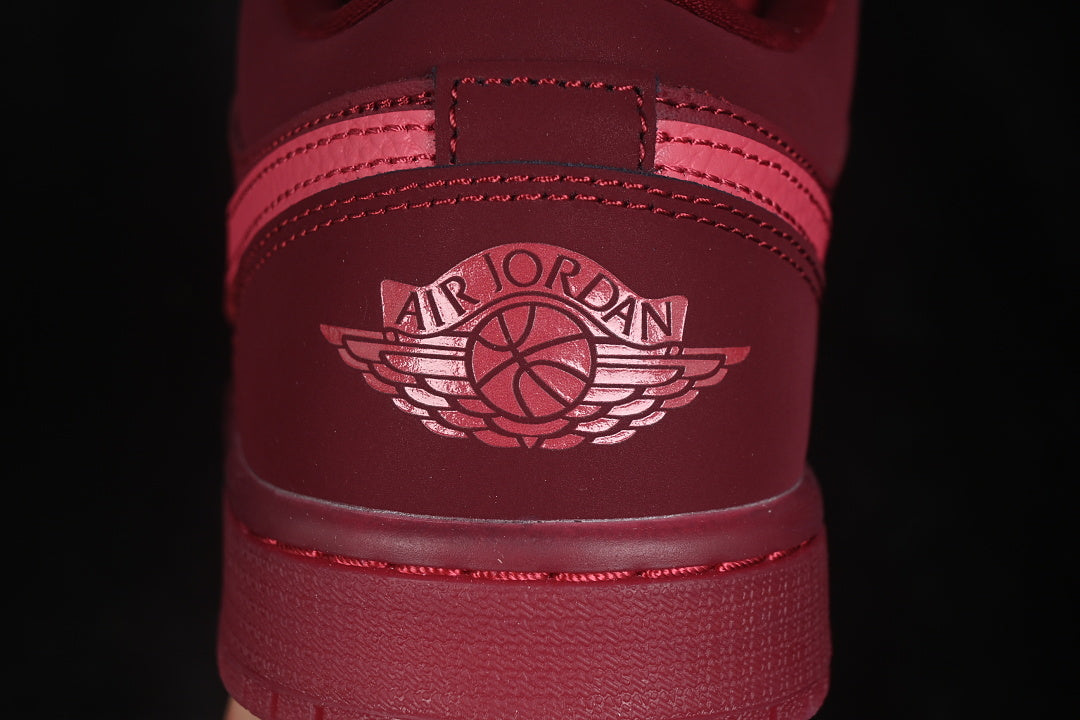 AJ1 Low