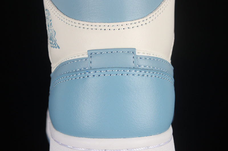 AJ1 Mid