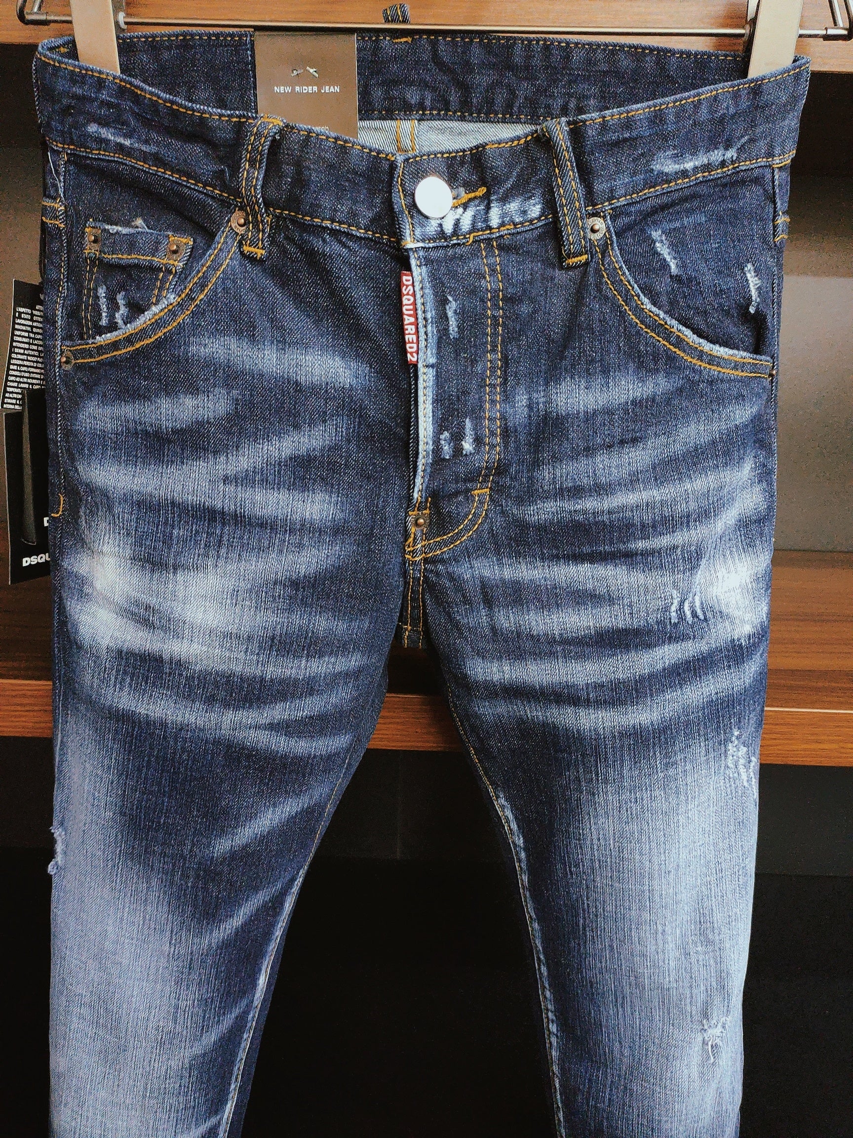 D2 Jeans