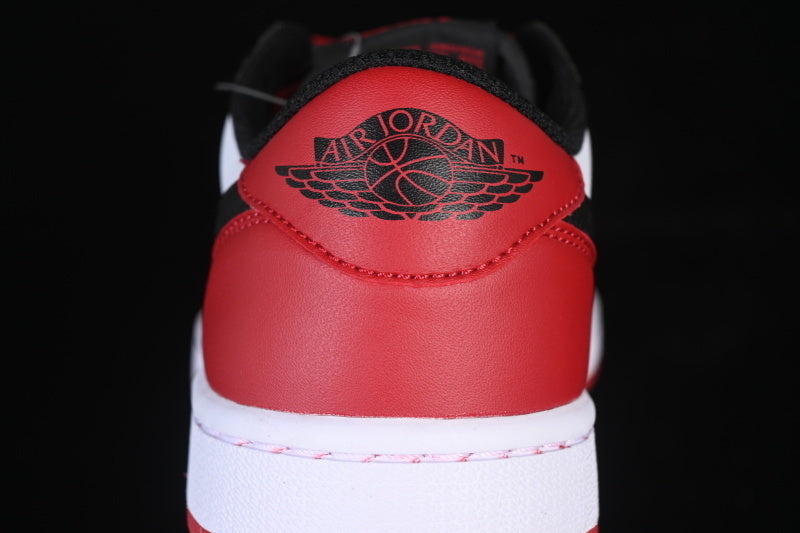 AJ1 Low