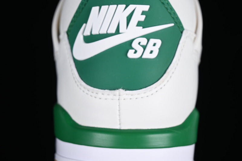 AJ4
