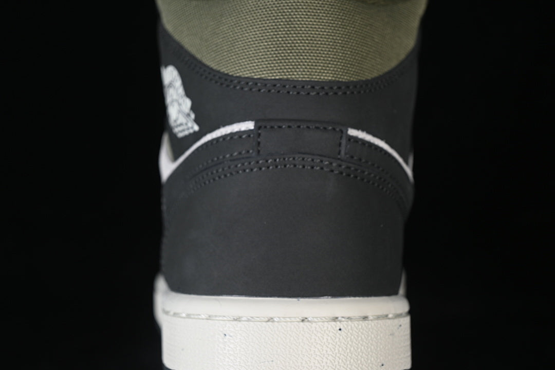 AJ1 Mid