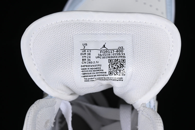 AJ1 Mid