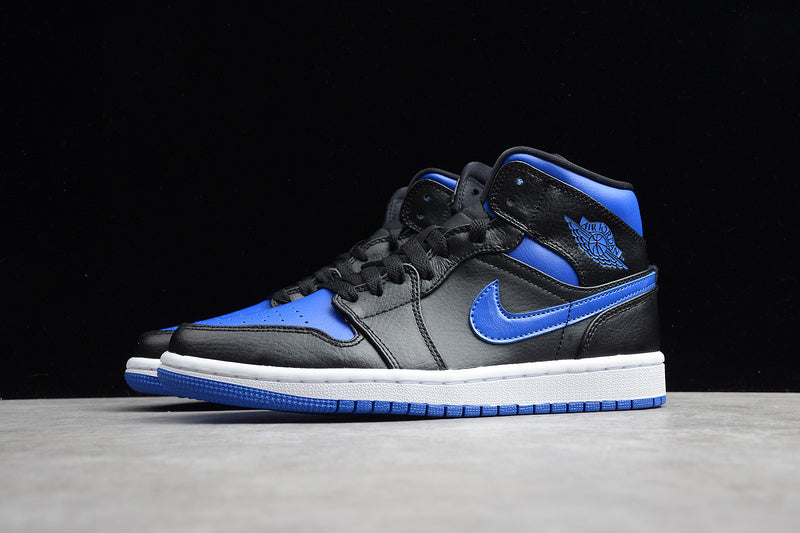 AJ1 Mid