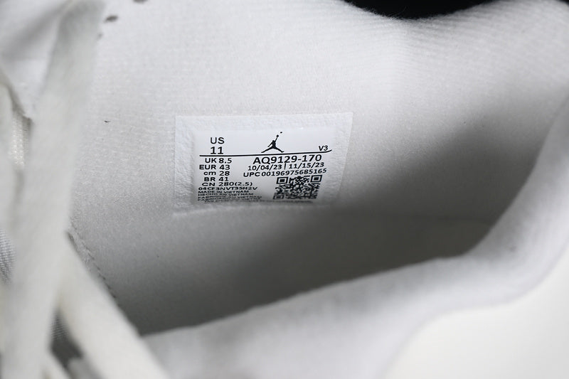 AJ4