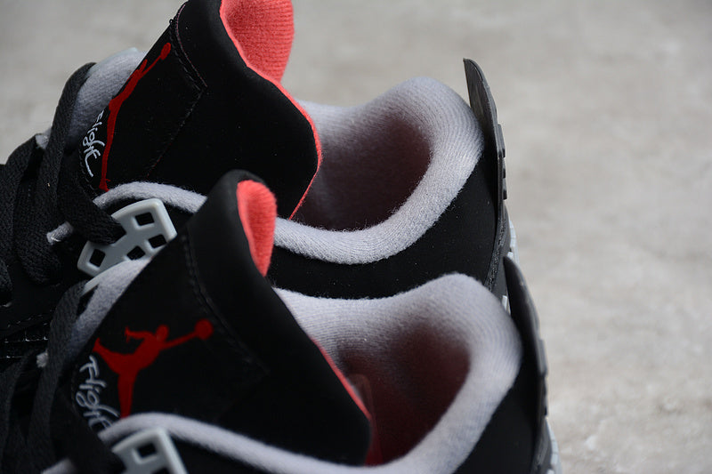 AJ4