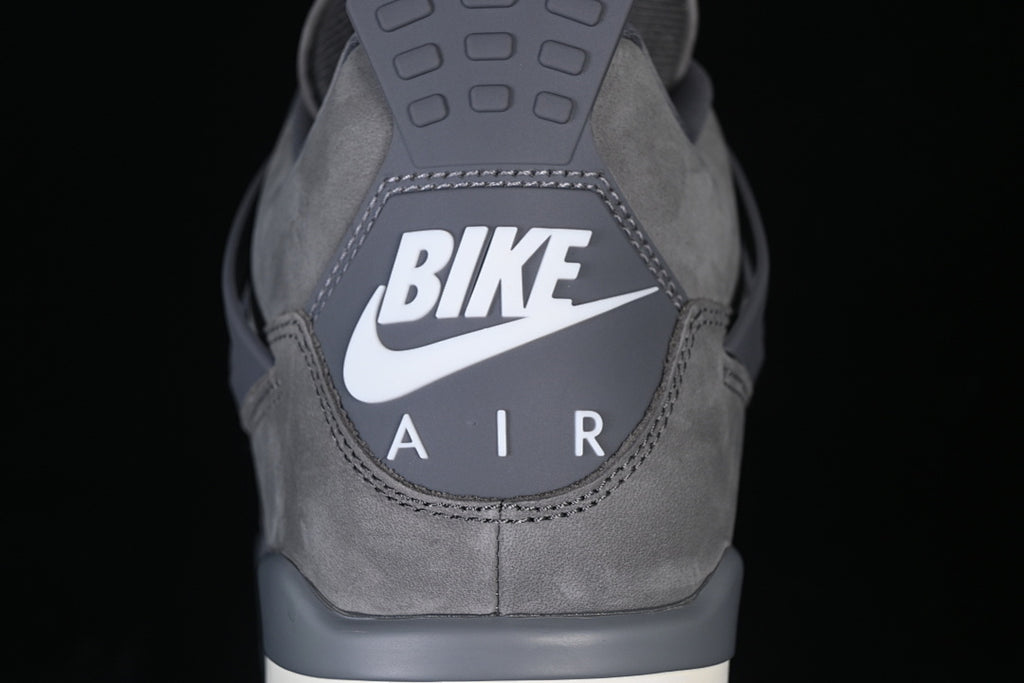 AJ4