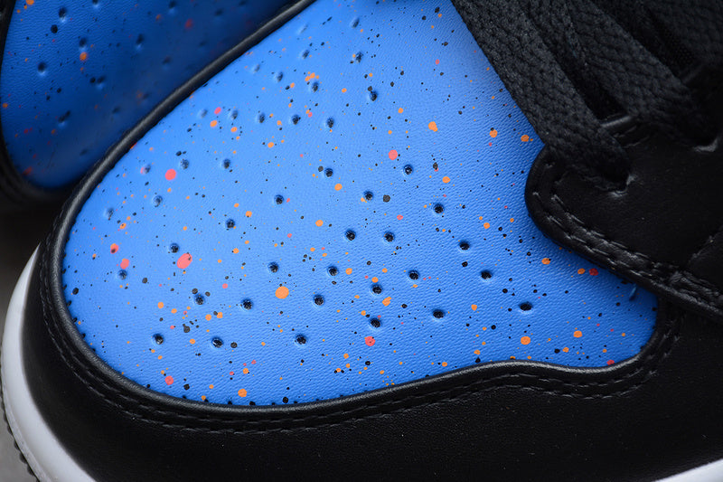 AJ1 Mid