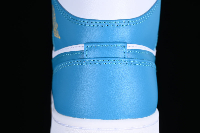 AJ1 Mid