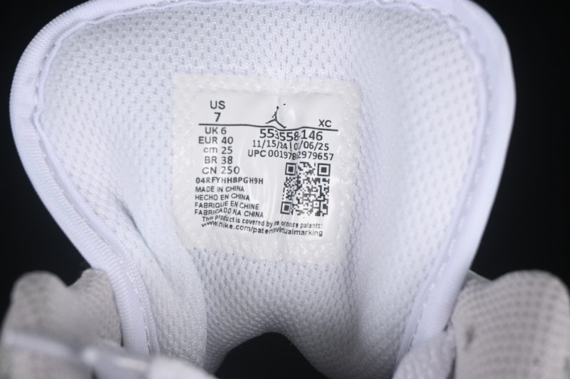AJ1 Low