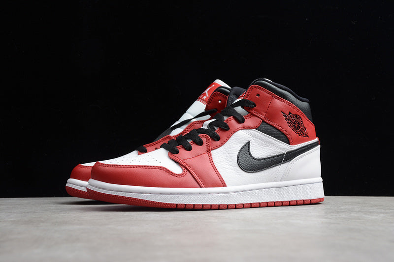 AJ1 Mid