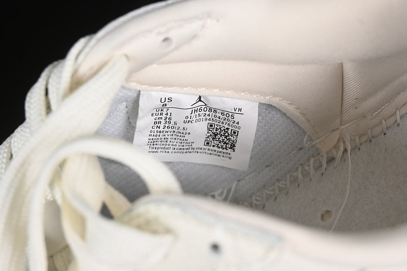AJ1 Low