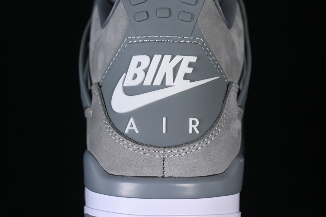 AJ4