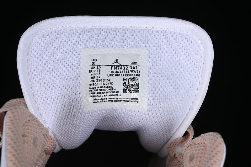 AJ1 Mid
