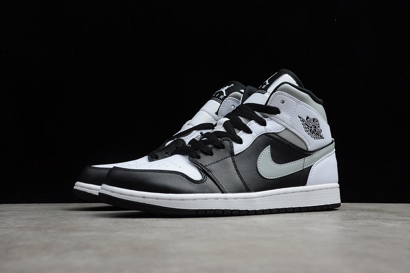 AJ1 Mid