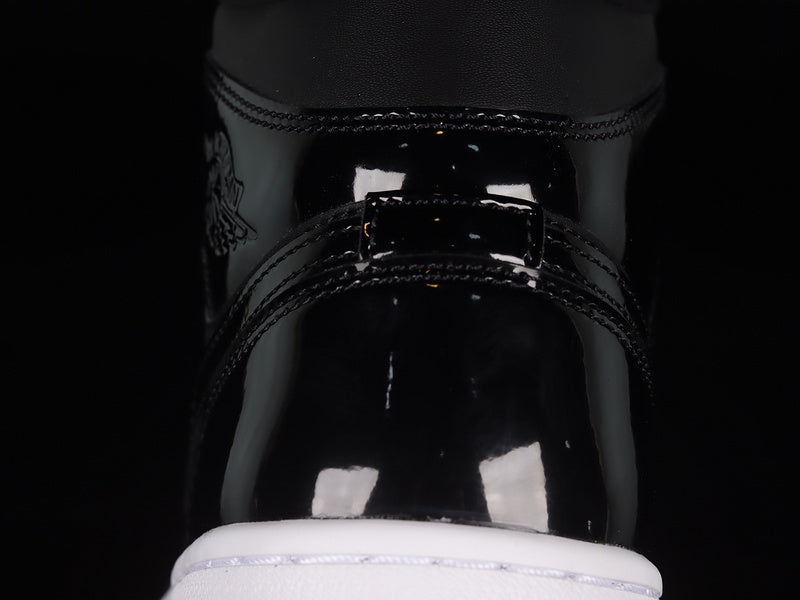AJ1 Mid