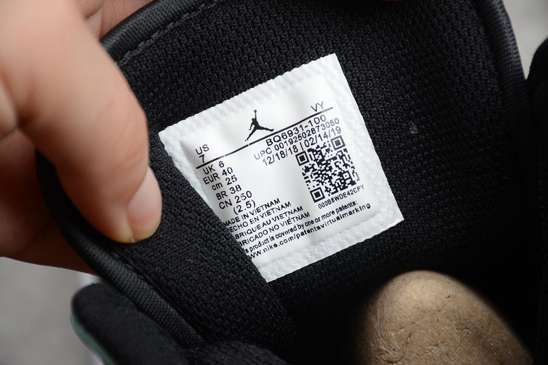 AJ1 Mid