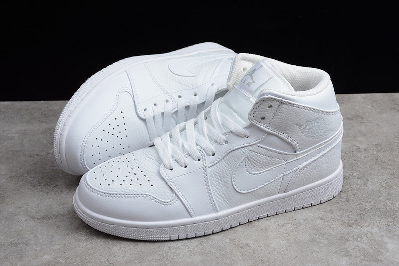 AJ1 Mid