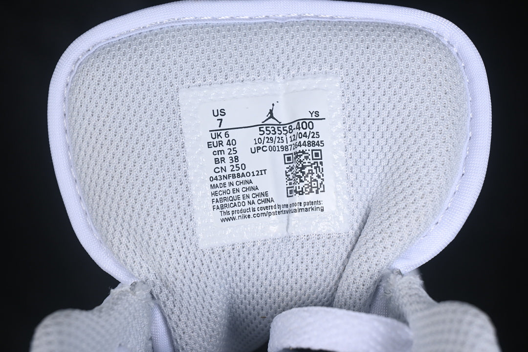 AJ1 Low