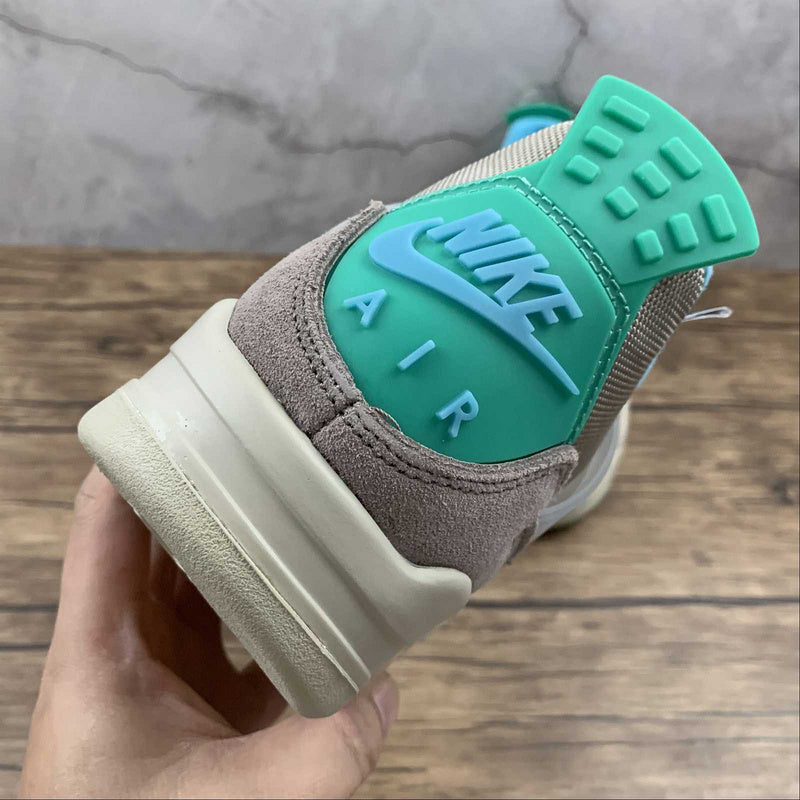 AJ4