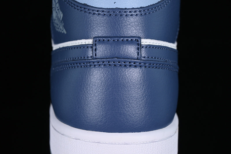AJ1 Mid