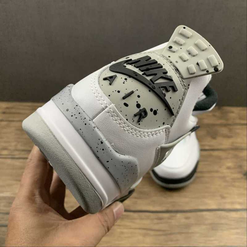 AJ4