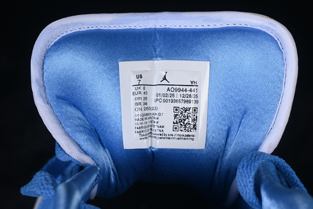 AJ1 Low