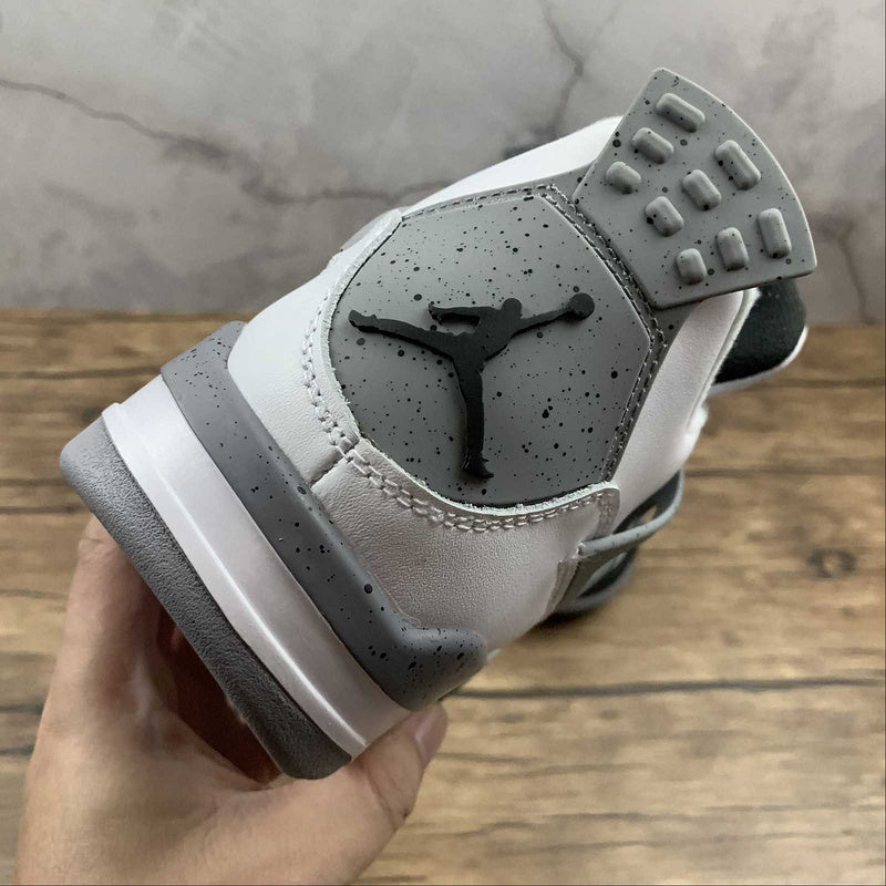 AJ4