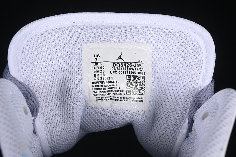 AJ1 Mid