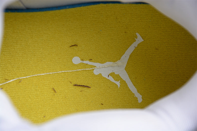 AJ4