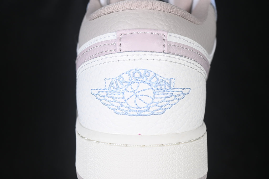 AJ1 Low