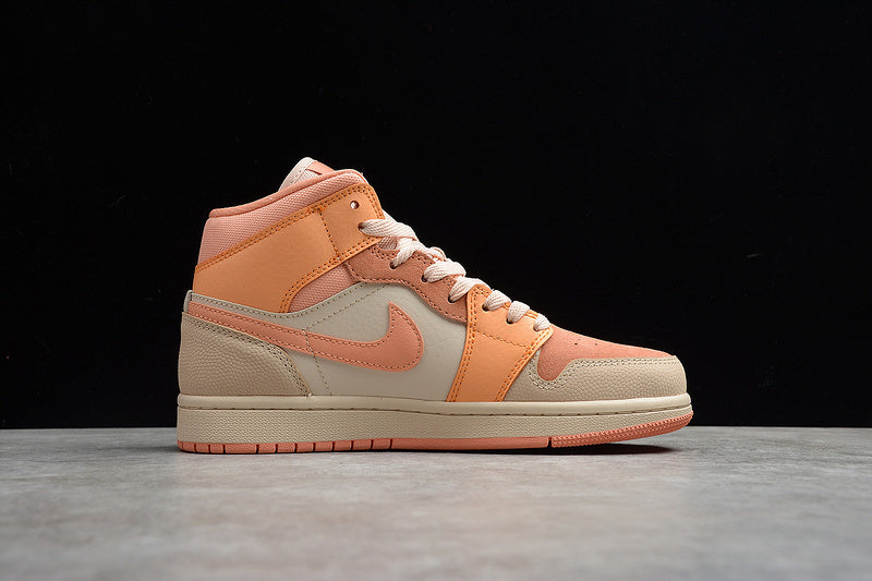 AJ1 Mid