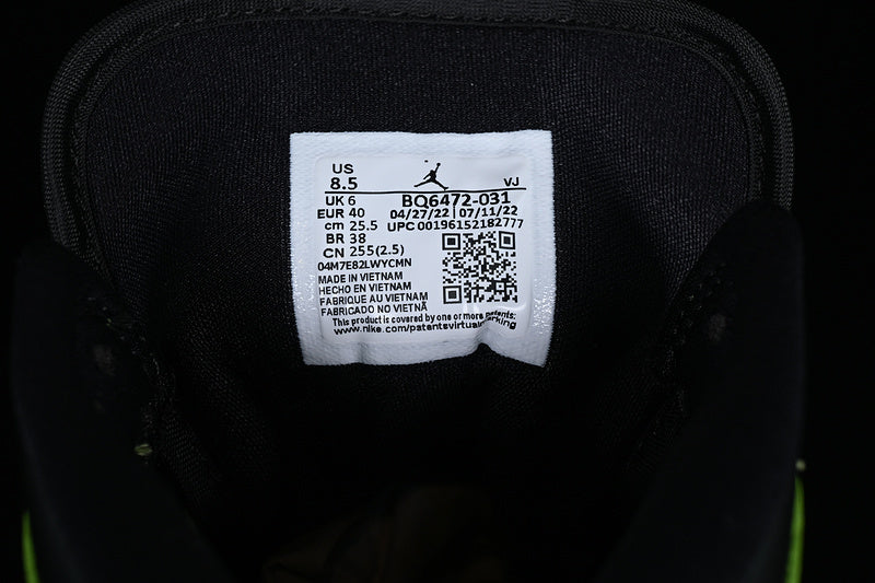 AJ1 Mid