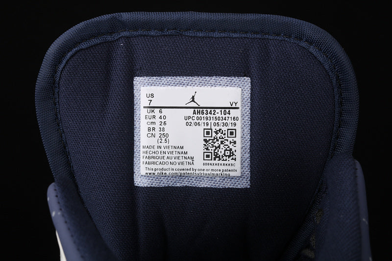 AJ1 Mid