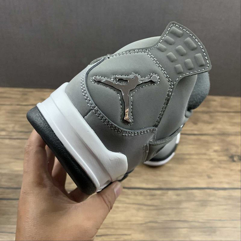 AJ4