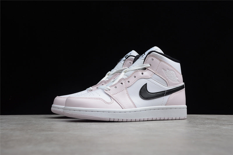 AJ1 Mid