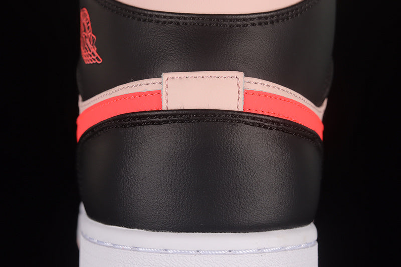 AJ1 Mid