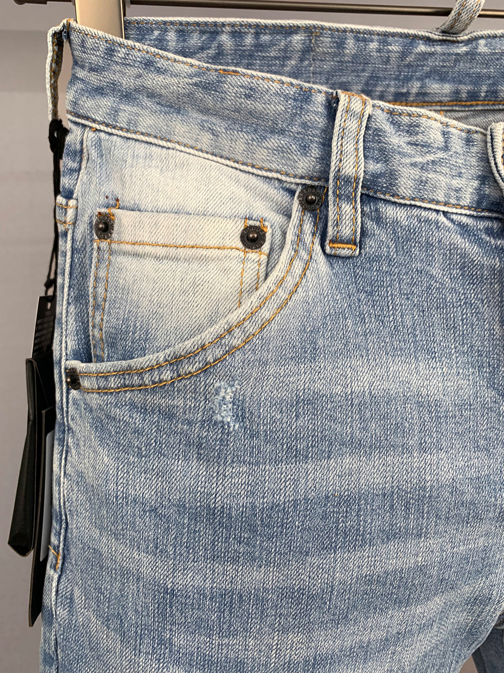D2 Jeans