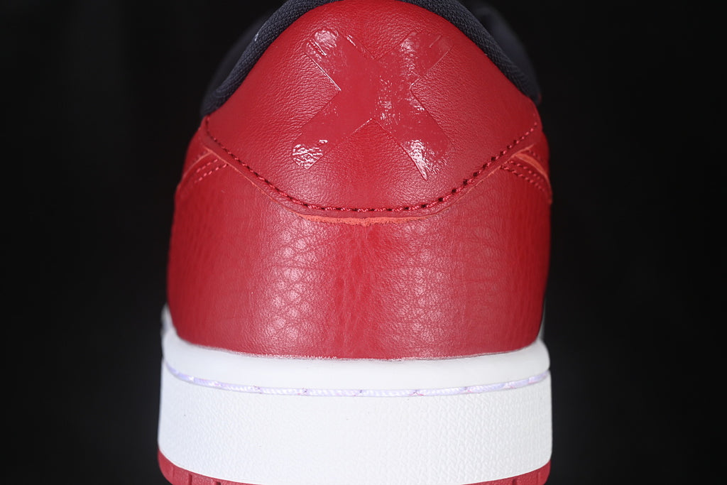 AJ1 Low