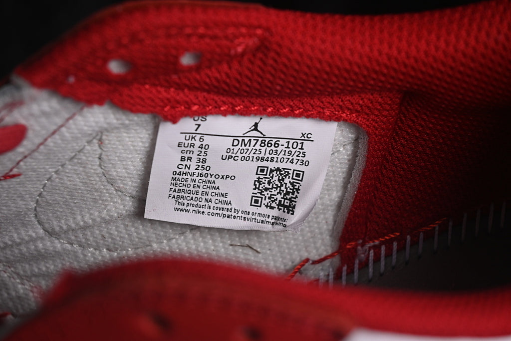 AJ1 Low