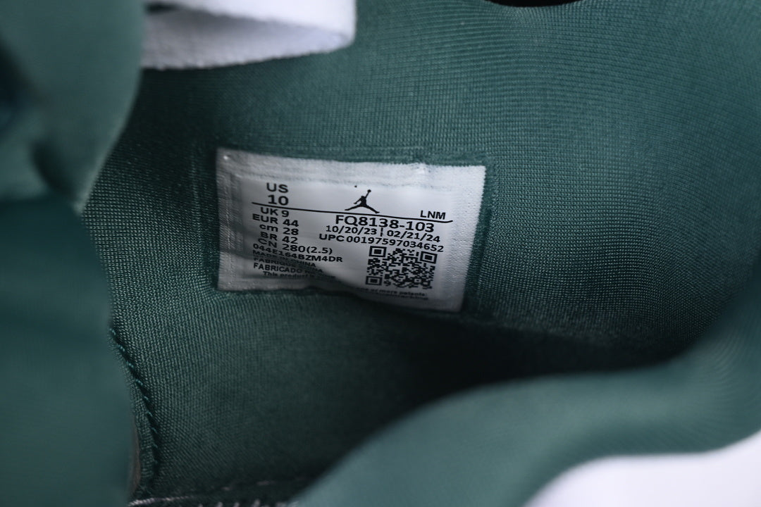 AJ4