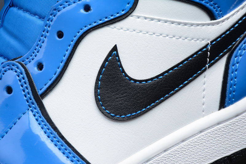 AJ1 Mid