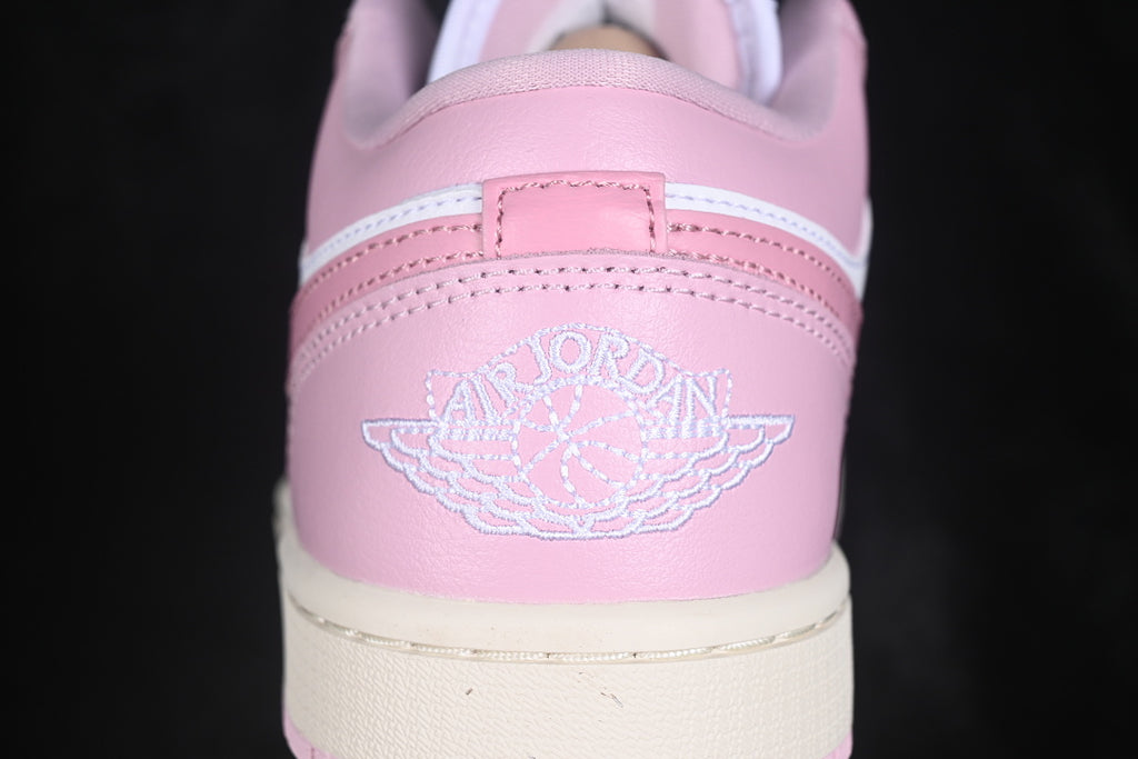 AJ1 Low