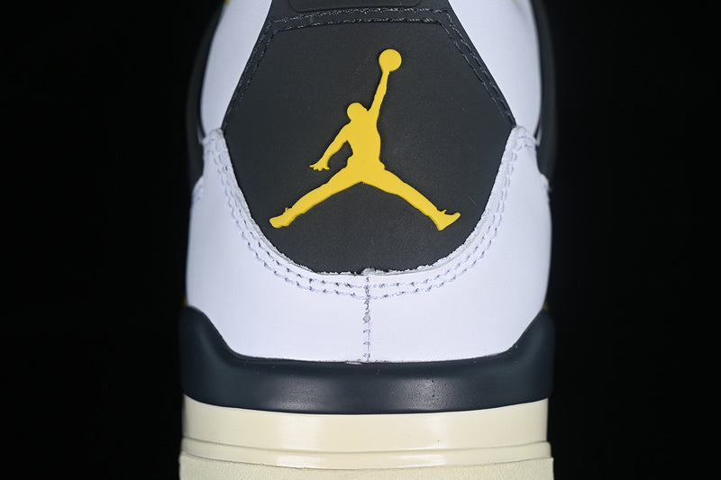 AJ4