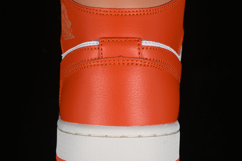 AJ1 Mid
