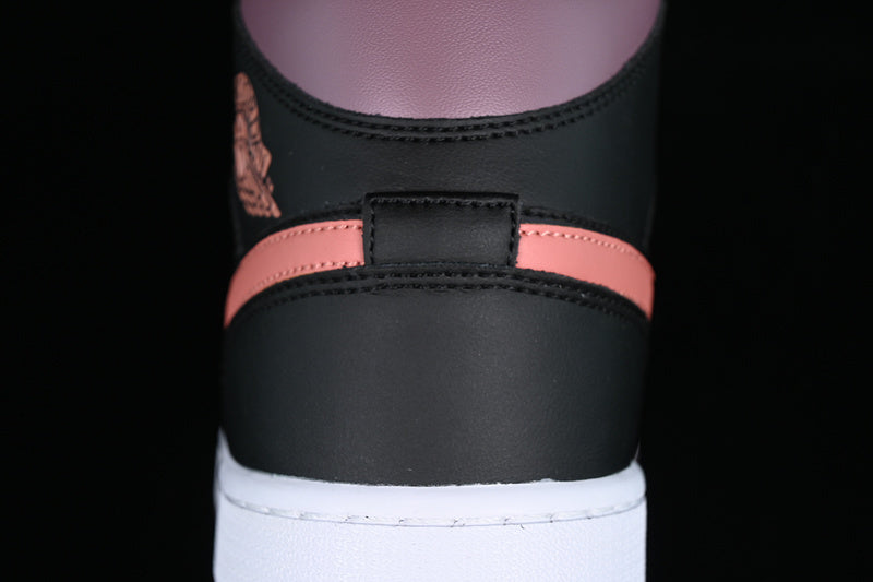 AJ1 Mid
