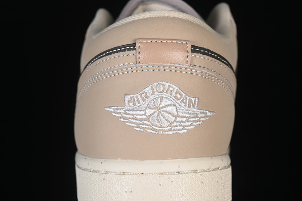 AJ1 Low